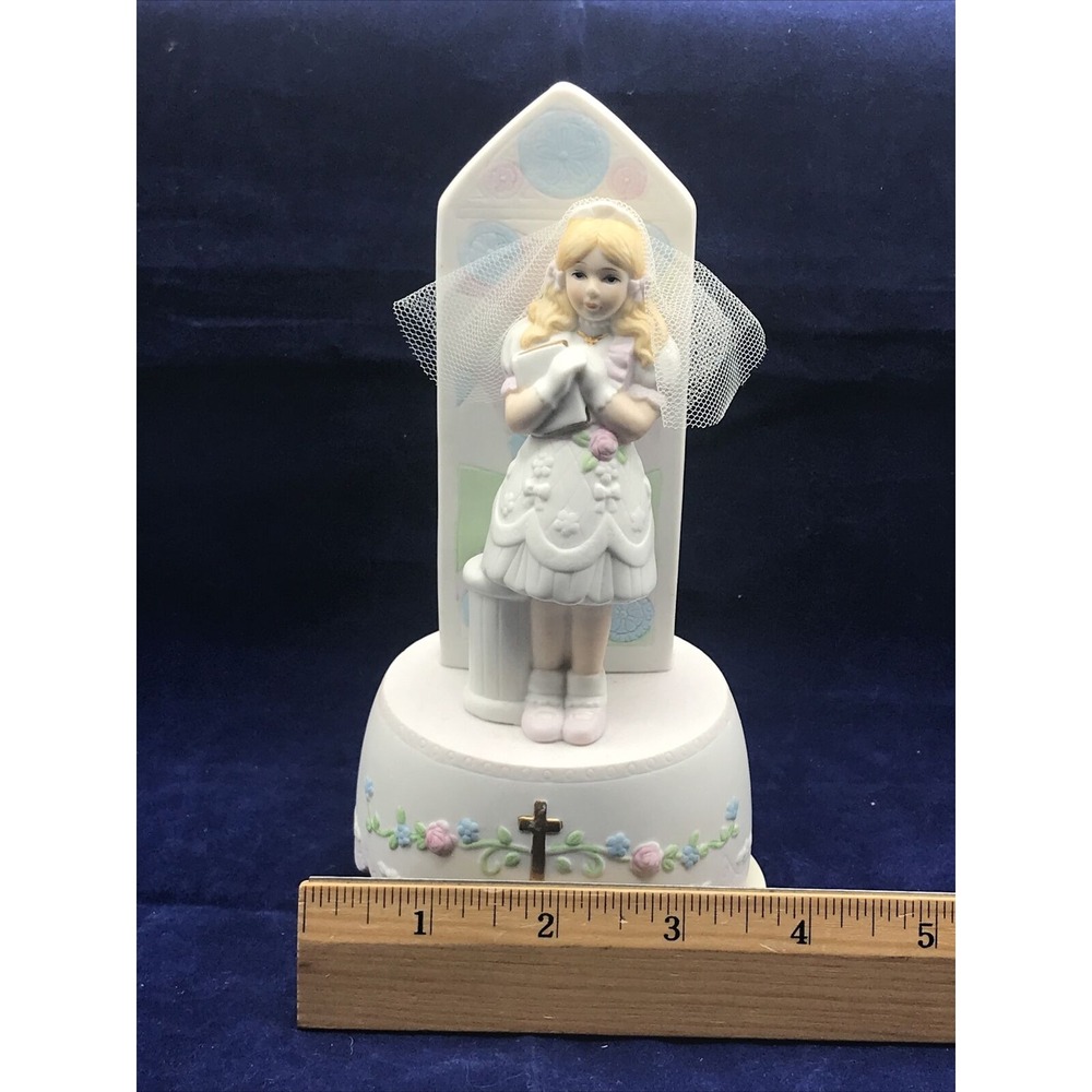 Schmid Music Box Figurine First‎ Communion - 1989 - Works